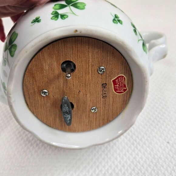 Vintage Lefton Teapot Musical Irish Shamrock St Patricks Day Music Box Japan - Picture 5 of 6